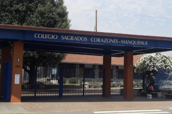 https://www.jjoopadres.cl/wp-content/uploads/2025/11/colegiomanquehue.png